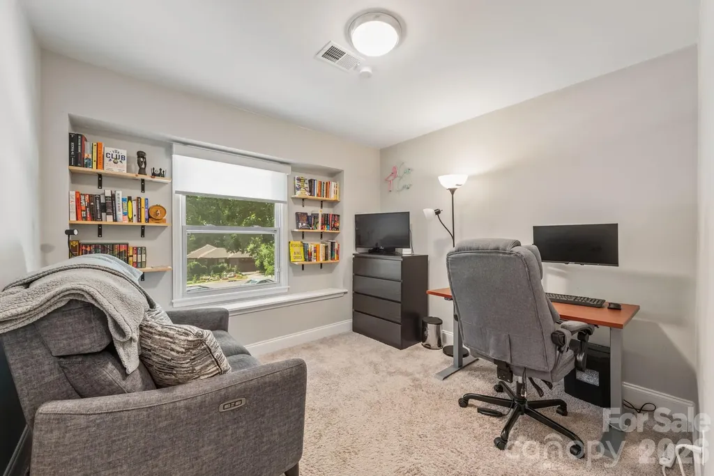 721 Rome Court Charlotte NC 28209