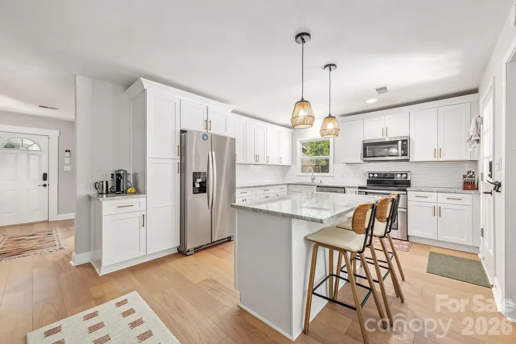 721 Rome Court Charlotte NC 28209