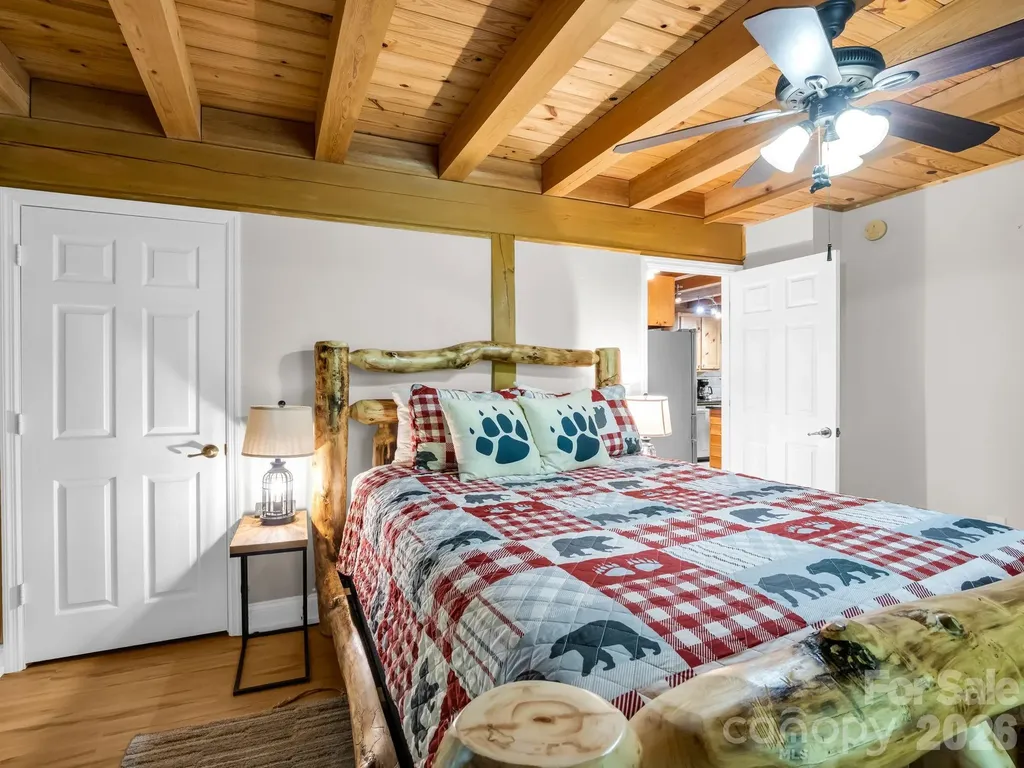 165 Dream Road Hendersonville NC 28792