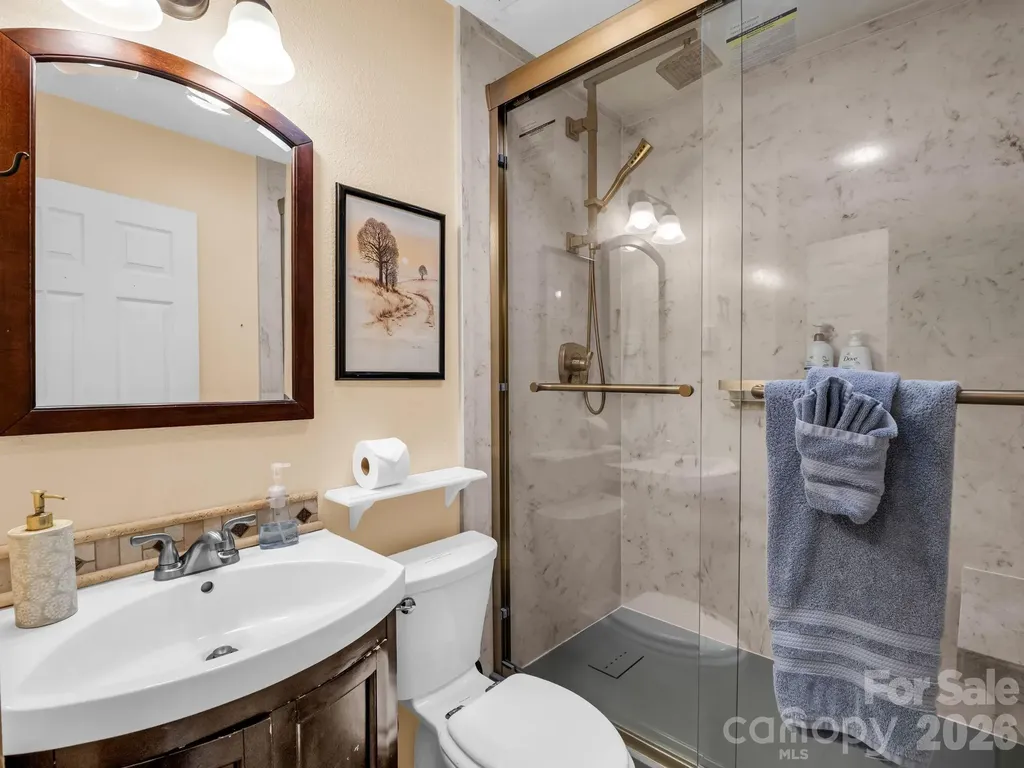 165 Dream Road Hendersonville NC 28792