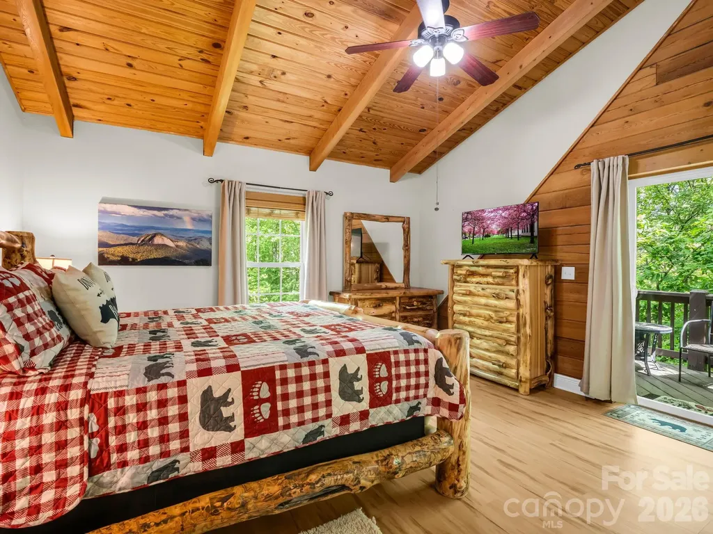 165 Dream Road Hendersonville NC 28792