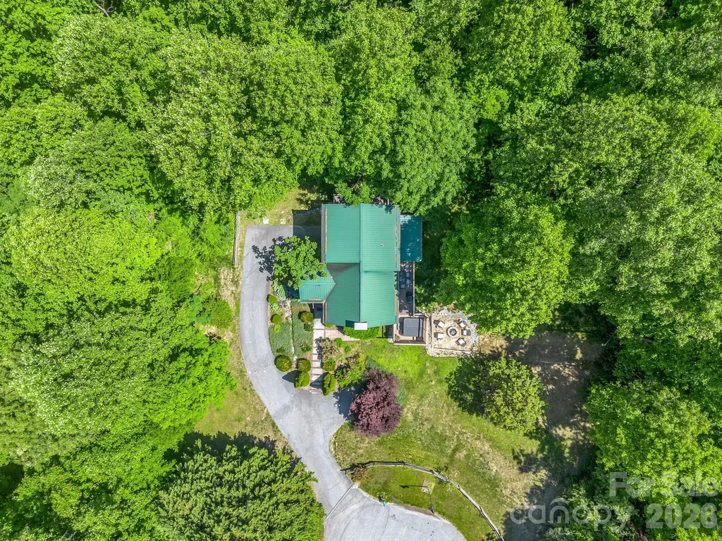 165 Dream Road Hendersonville NC 28792