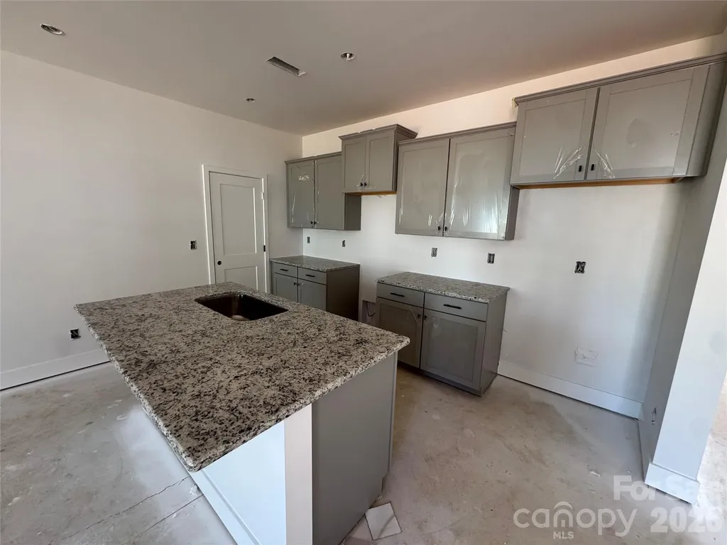 718 Longleaf Avenue Gastonia NC 28056