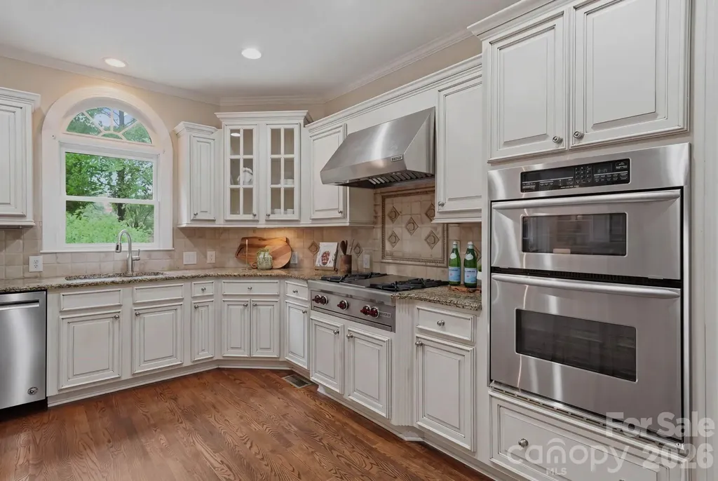 1107 Doverstone Court Matthews NC 28104