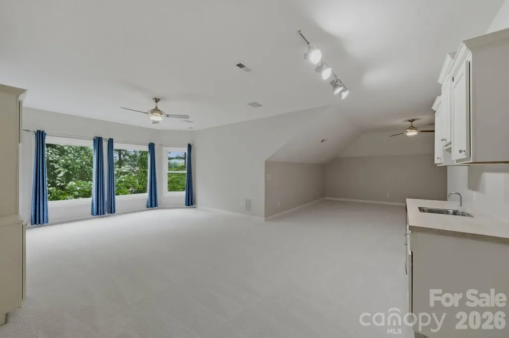 1107 Doverstone Court Matthews NC 28104