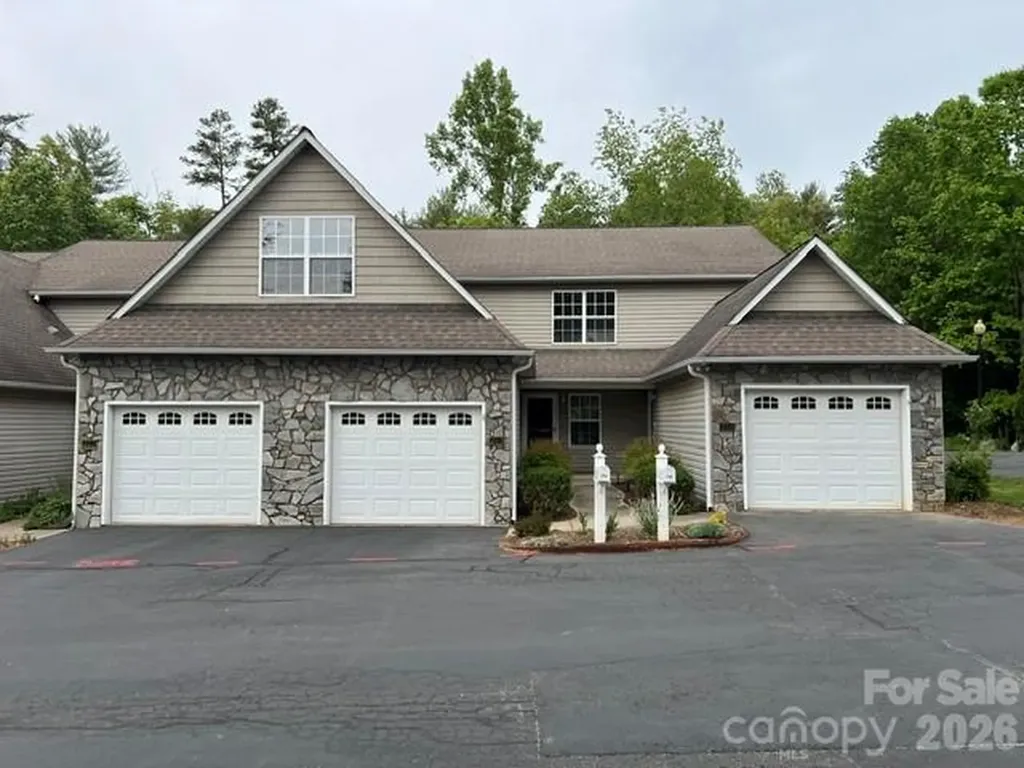 Weaverville NC, 203 Waters Edge Drive, Unit 1297