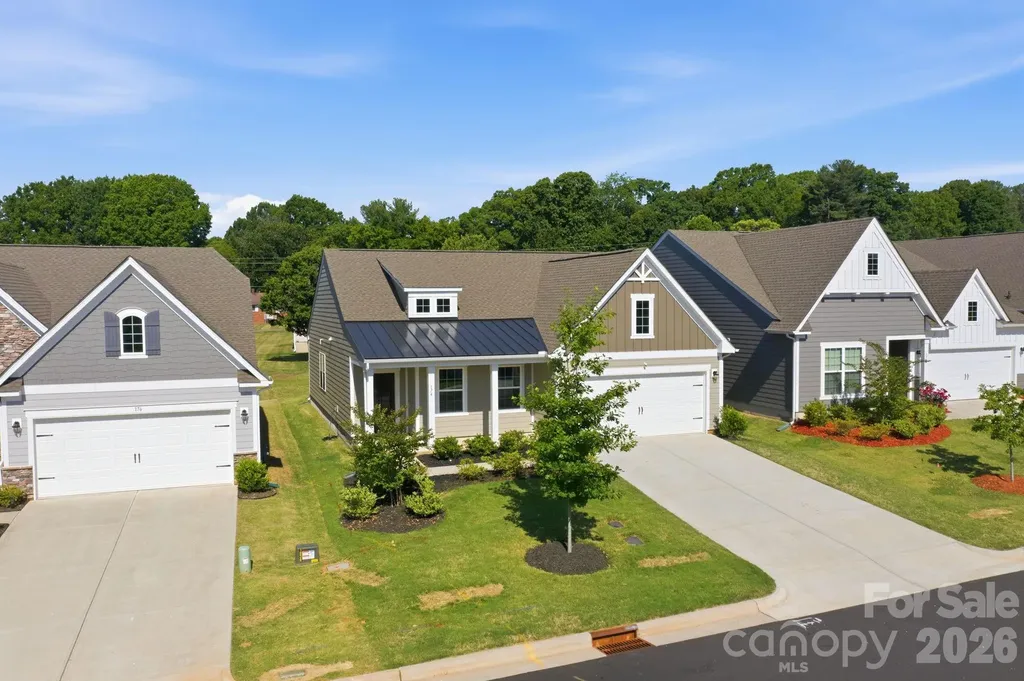 174 White Apple Way Statesville NC 28625