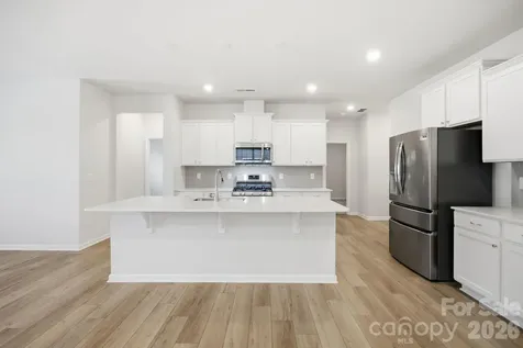 174 White Apple Way Statesville NC 28625