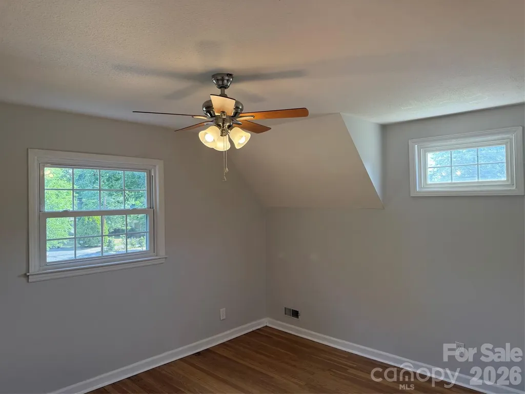 917 Canterbury Court Gastonia NC 28052