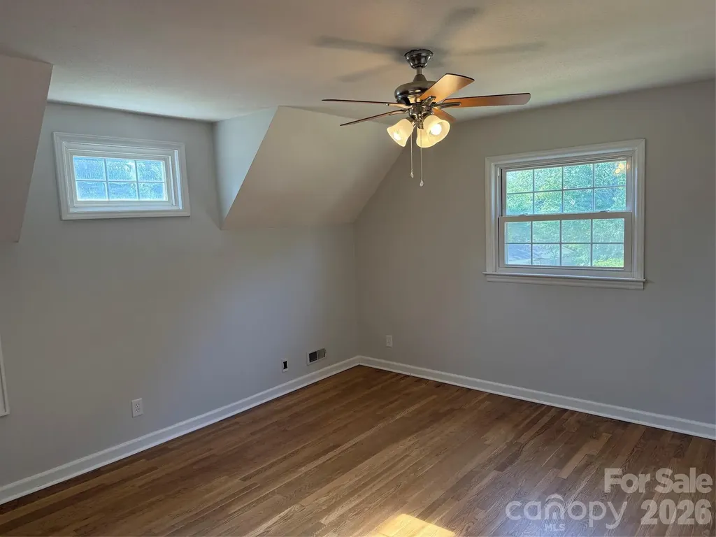 917 Canterbury Court Gastonia NC 28052