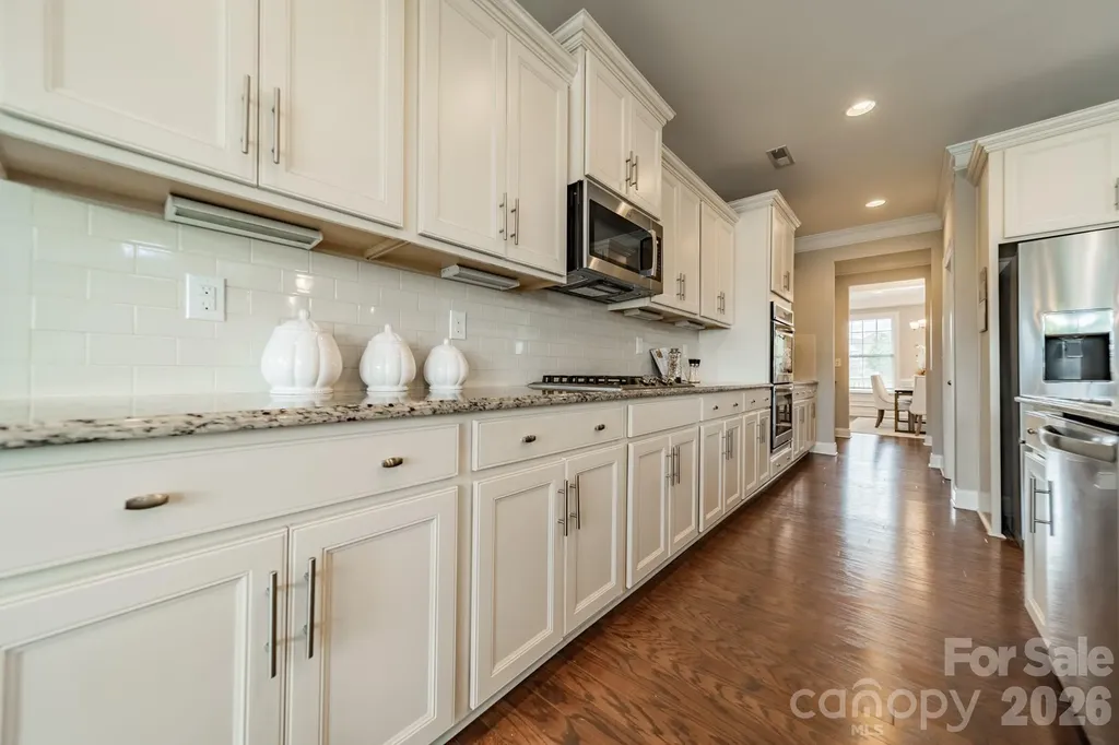 208 Canoe Pole Lane Mooresville NC 28117