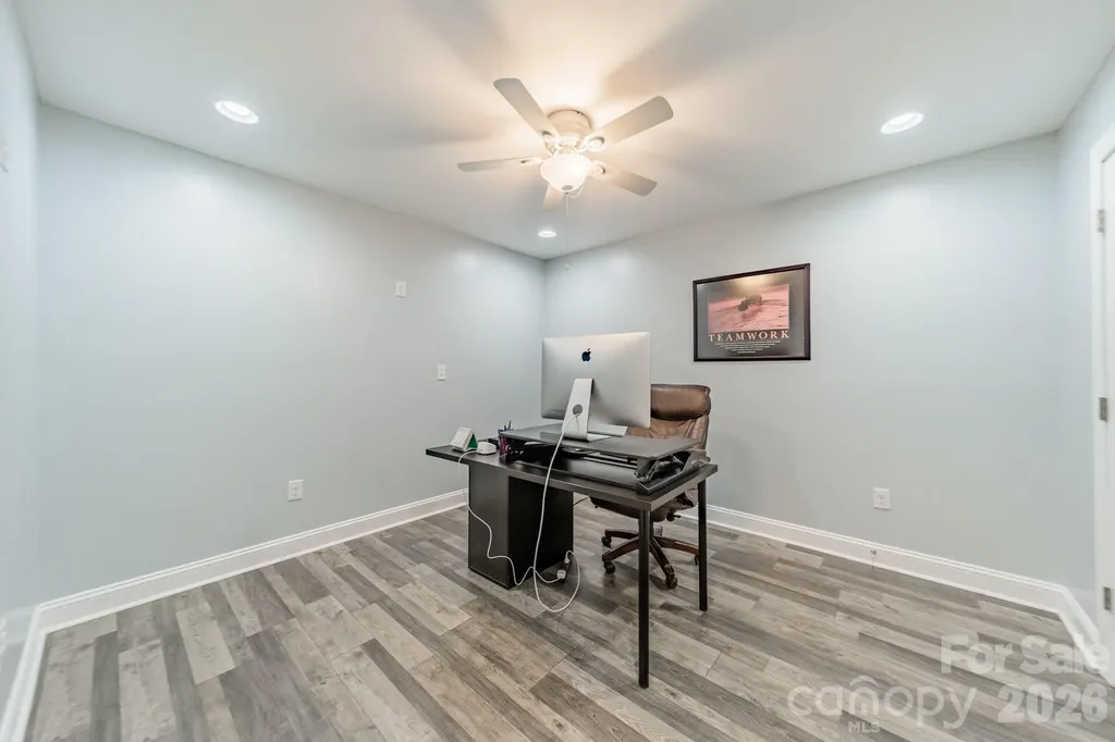 208 Canoe Pole Lane Mooresville NC 28117