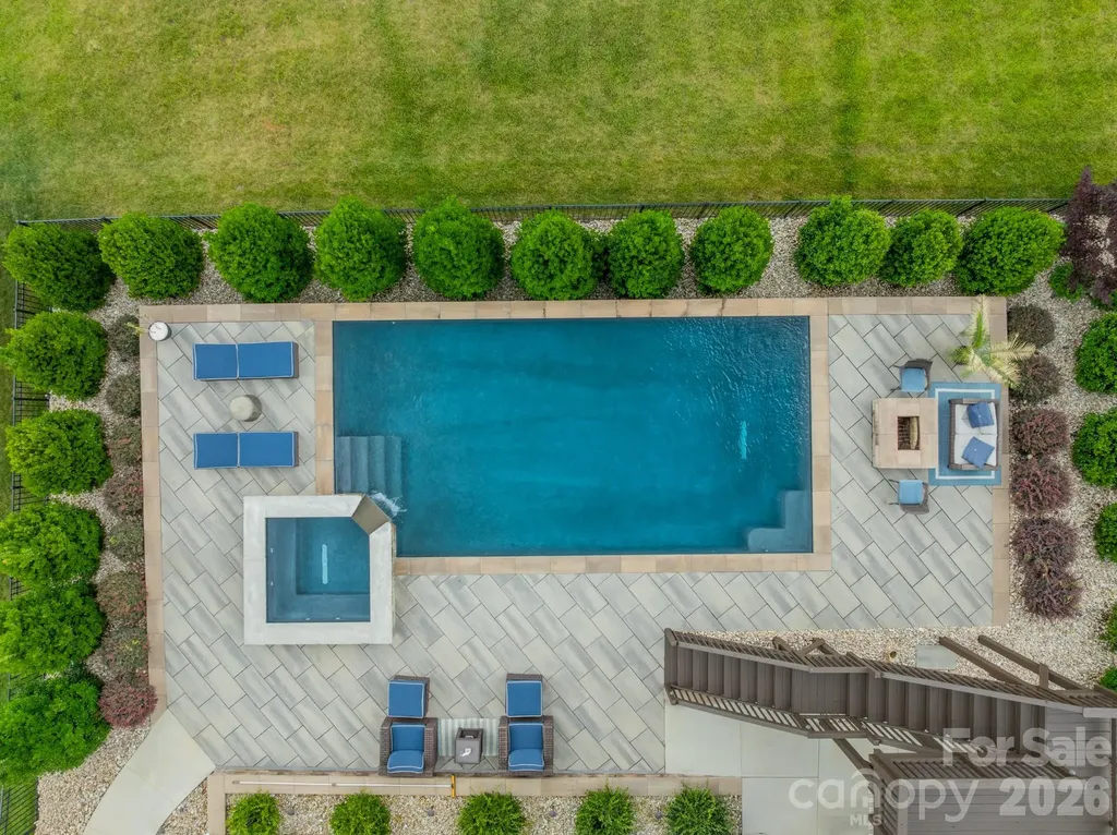 208 Canoe Pole Lane Mooresville NC 28117