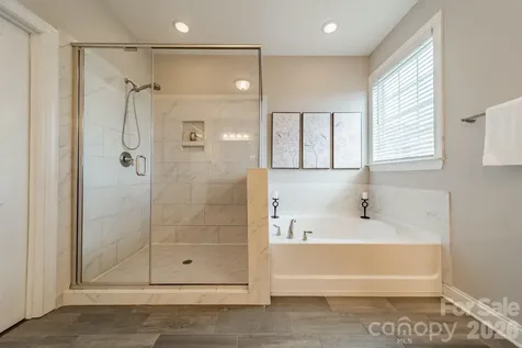 208 Canoe Pole Lane Mooresville NC 28117