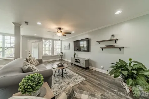 208 Canoe Pole Lane Mooresville NC 28117