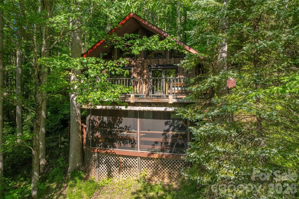 154 Timberside Drive Mars Hill NC 28754