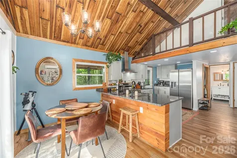 154 Timberside Drive Mars Hill NC 28754