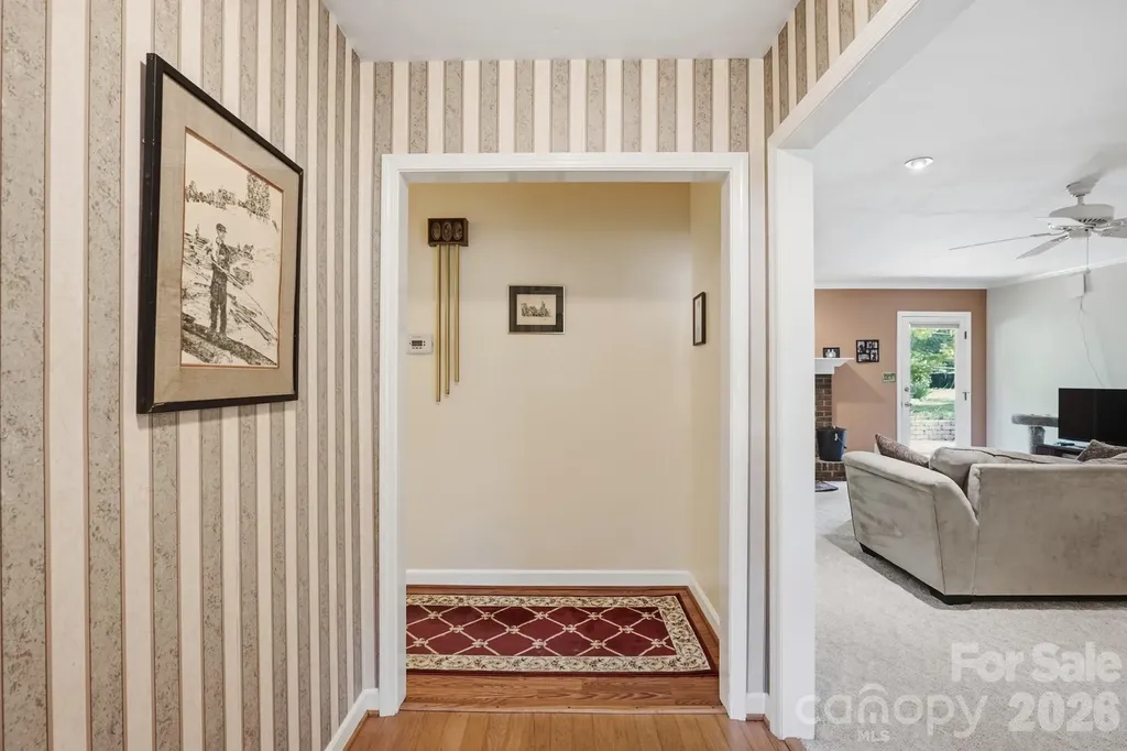 4323 Creemore Drive Charlotte NC 28213