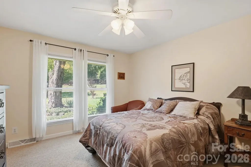 4323 Creemore Drive Charlotte NC 28213