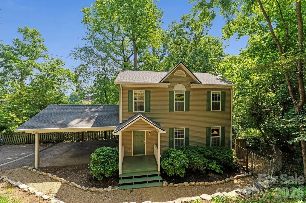 1 Pickwick Road Asheville NC 28803