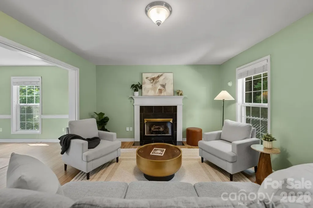 1 Pickwick Road Asheville NC 28803