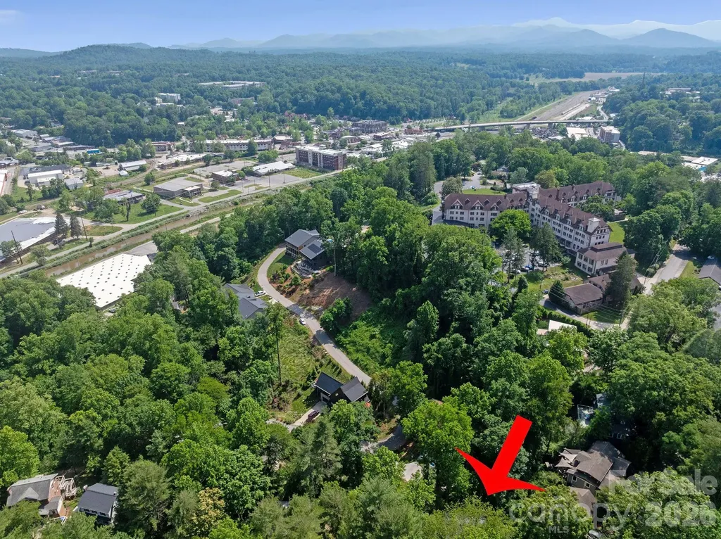 1 Pickwick Road Asheville NC 28803