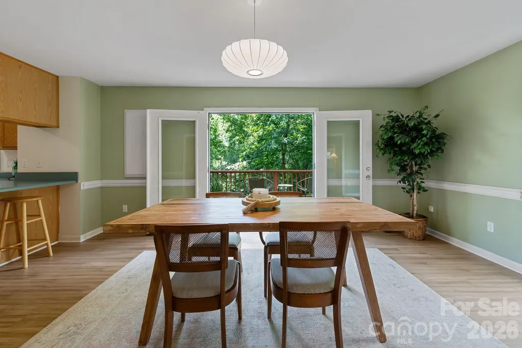 1 Pickwick Road Asheville NC 28803