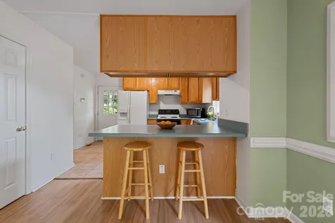 1 Pickwick Road Asheville NC 28803