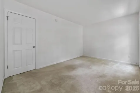 1 Pickwick Road Asheville NC 28803