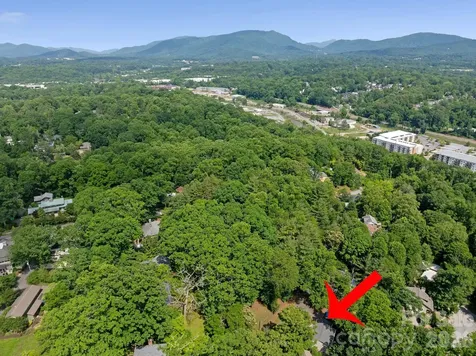 1 Pickwick Road Asheville NC 28803