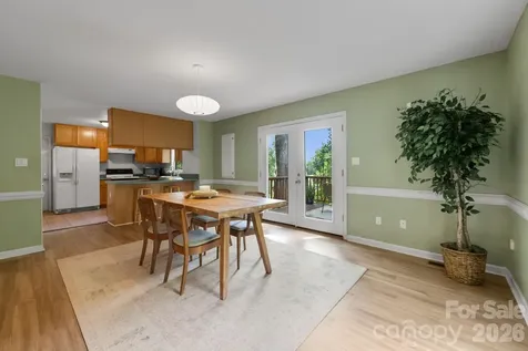 1 Pickwick Road Asheville NC 28803