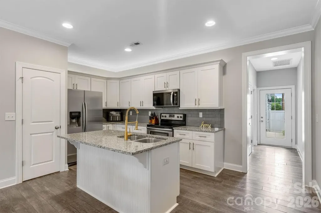 1148 Almerton Drive Denver NC 28037