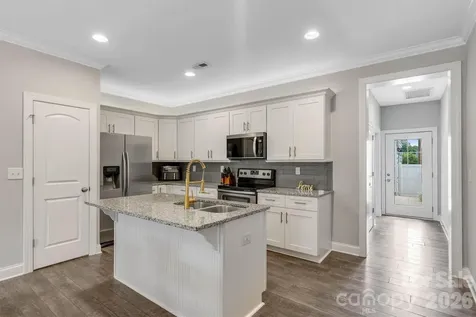 1148 Almerton Drive Denver NC 28037