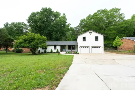 833 Knowles Drive Dallas NC 28034