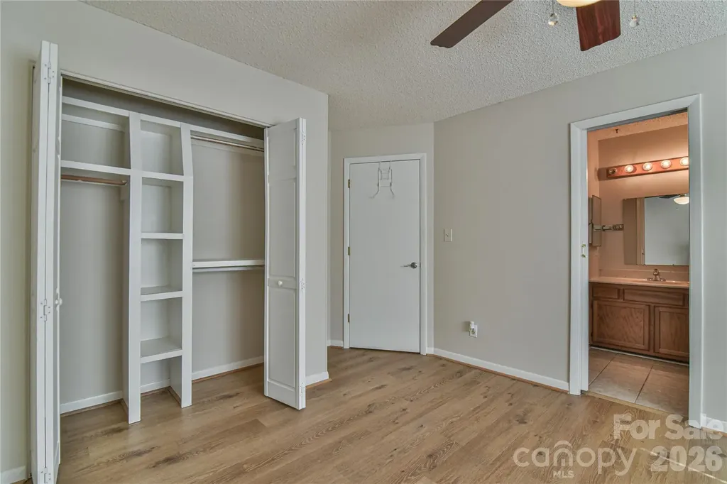 63 Hollybrook Drive Asheville NC 28803