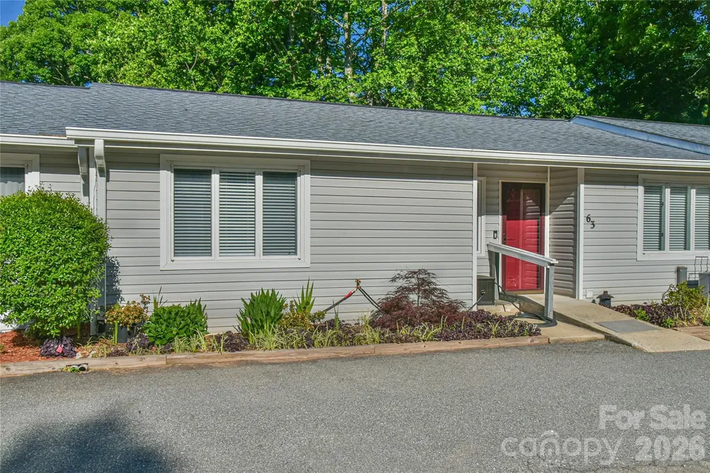 63 Hollybrook Drive Asheville NC 28803
