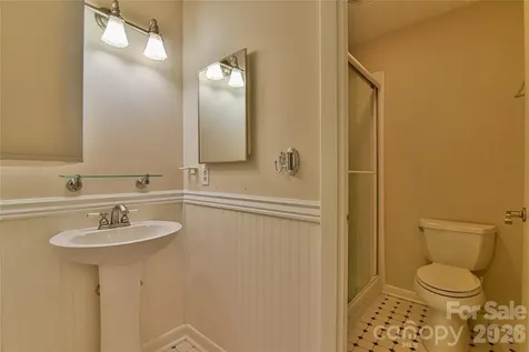 63 Hollybrook Drive Asheville NC 28803