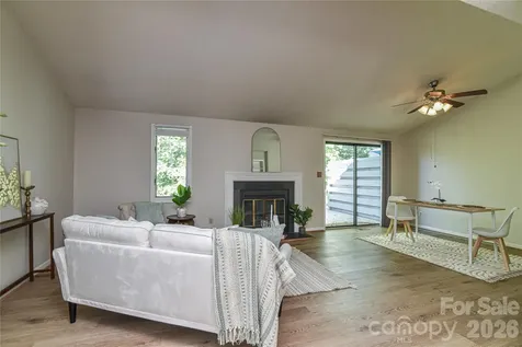 63 Hollybrook Drive Asheville NC 28803