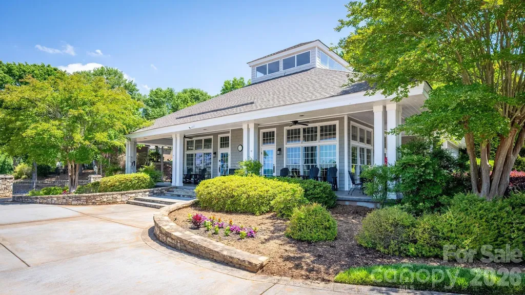 313 Windemere Isle Road Statesville NC 28677