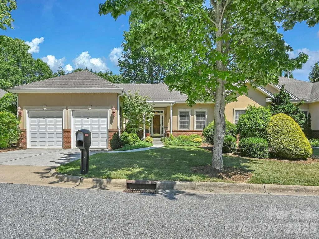 Asheville NC, 18 Boddington Court
