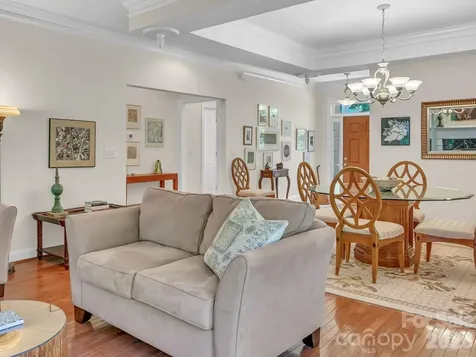 18 Boddington Court Asheville NC 28803