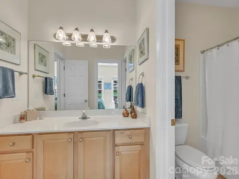 18 Boddington Court Asheville NC 28803