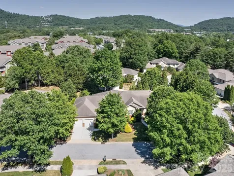 18 Boddington Court Asheville NC 28803