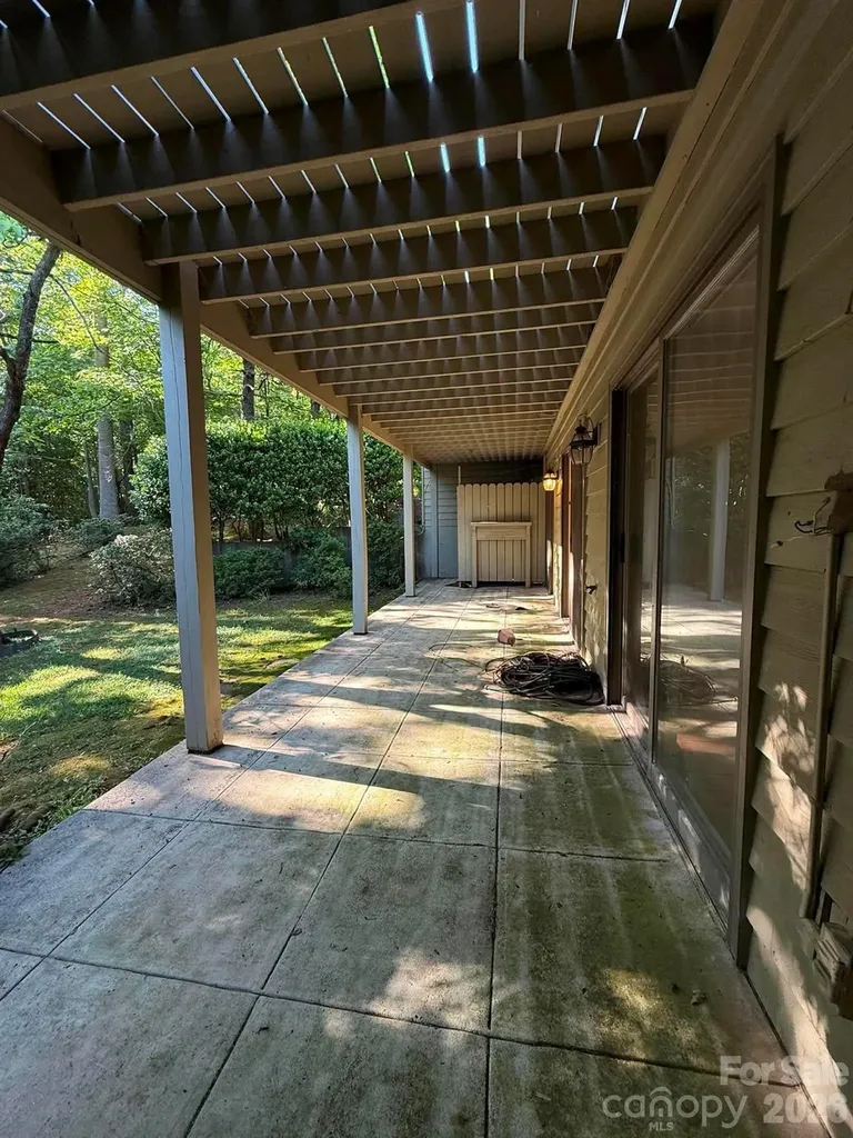 2 Hunting Country Trail Tryon NC 28782