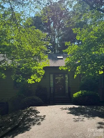 2 Hunting Country Trail Tryon NC 28782
