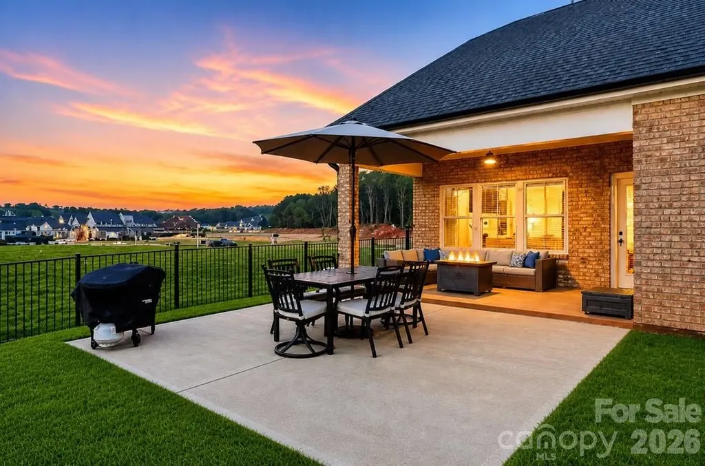 1005 Piper Meadows Drive Waxhaw NC 28173