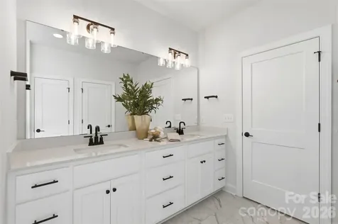 1005 Piper Meadows Drive Waxhaw NC 28173