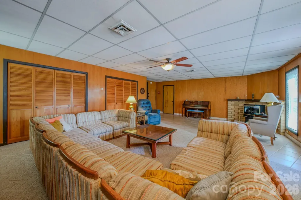 22 Tilson Trail Asheville NC 28805