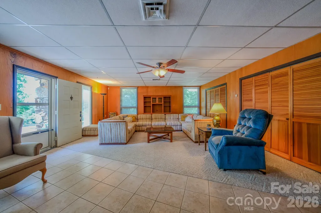 22 Tilson Trail Asheville NC 28805