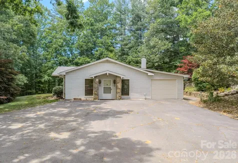 22 Tilson Trail Asheville NC 28805